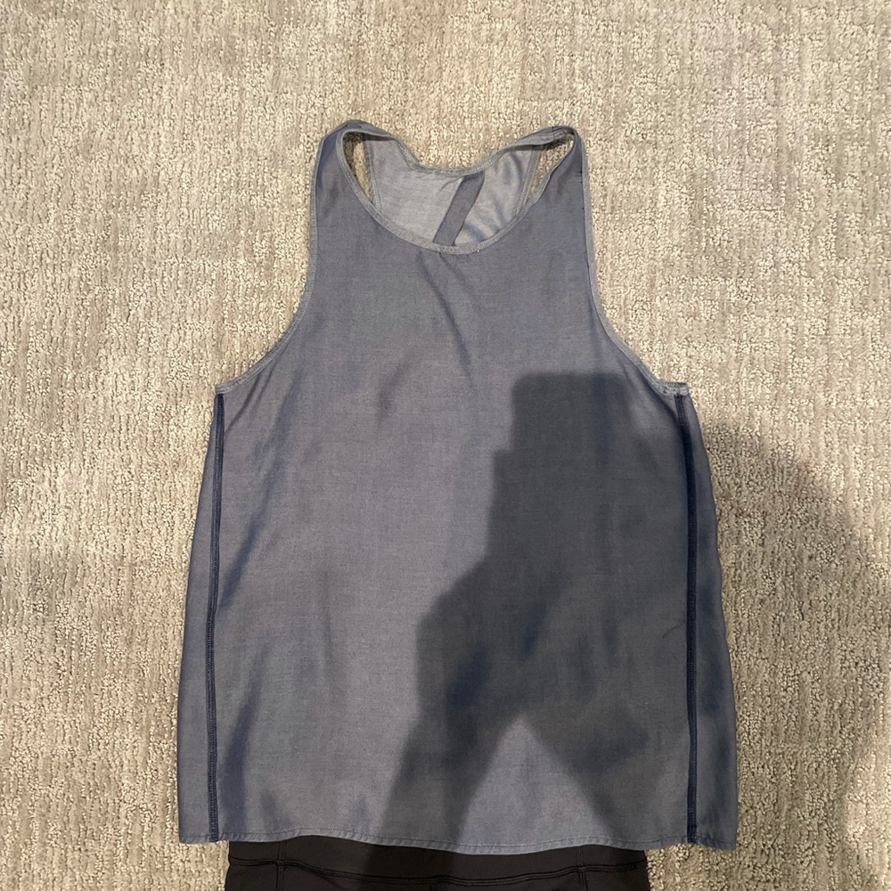 Lululemon athletic top